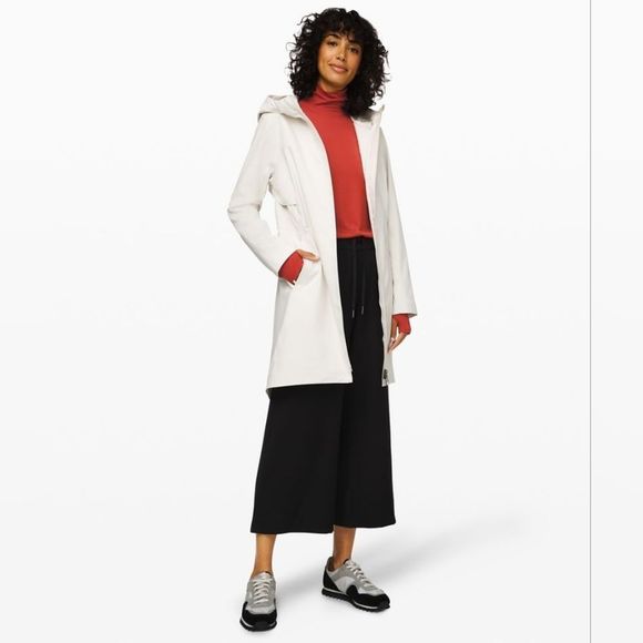 LULULEMON Orange "Full Day Ahead" Turtleneck Size L - Picture 5 of 5